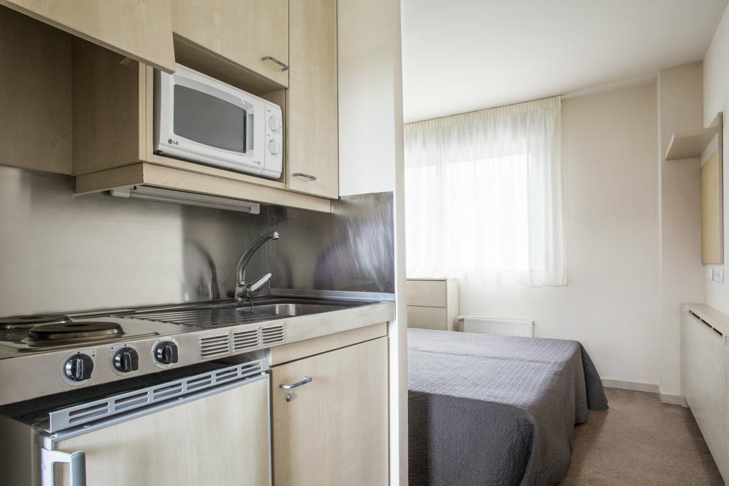 Residencia Universitaria Resa Manuel Agud Querol San Sebastián Esterno foto